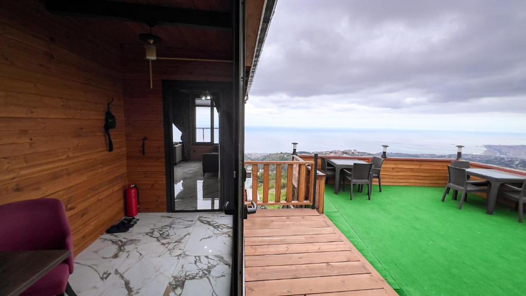 Doğa Manzaralı Bungalov (1)